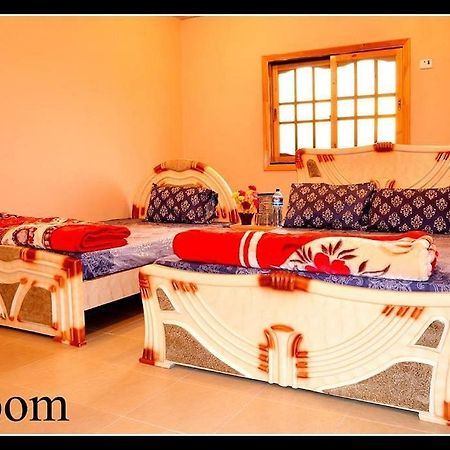 Palm Valley Hotel Sukkur Exteriér fotografie
