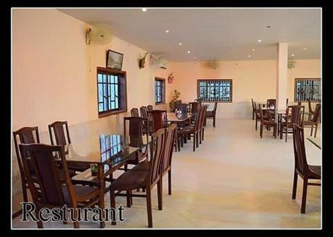 Palm Valley Hotel Sukkur Exteriér fotografie